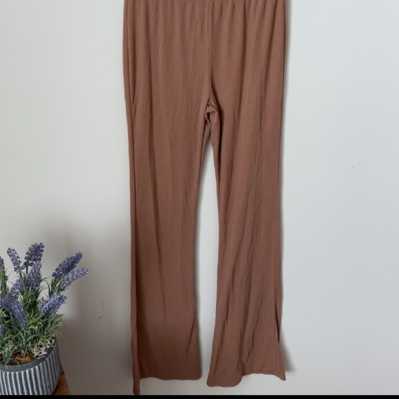 Lounge Leggings - Picture 3 of 4